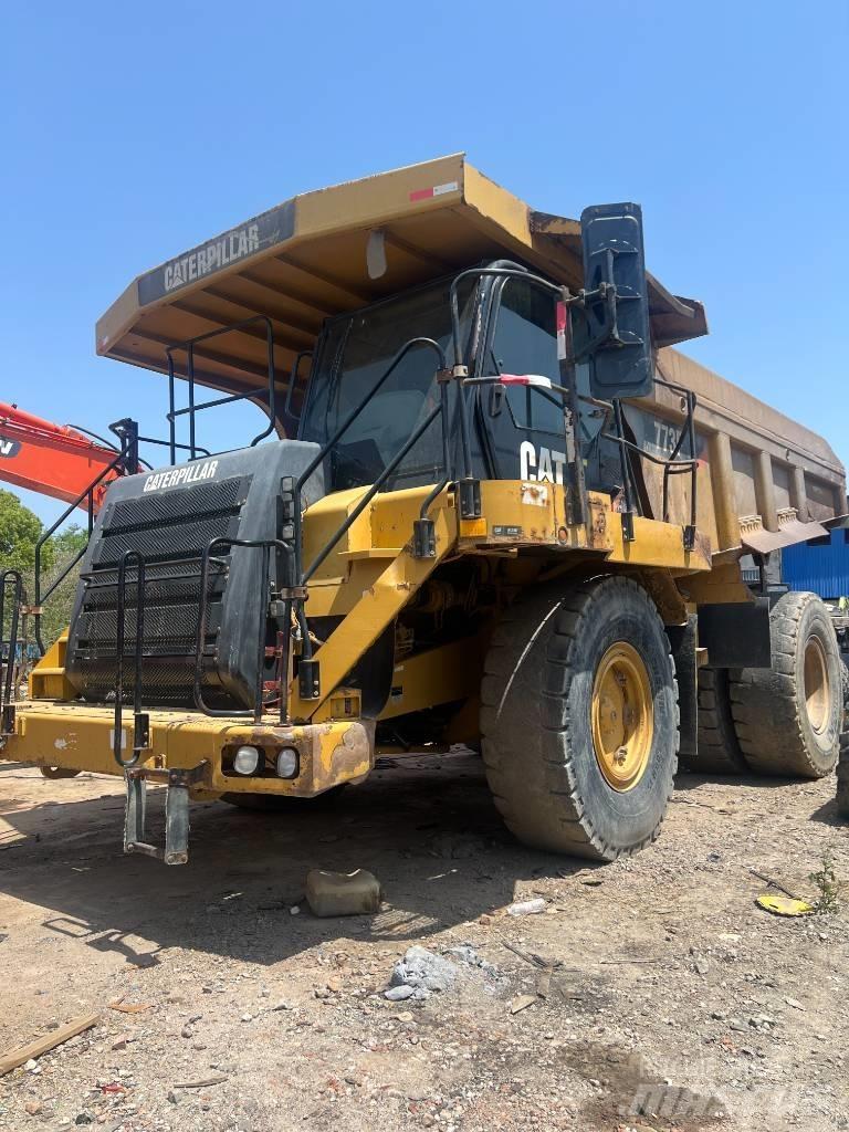 CAT 773E Зчленовані самоскиди