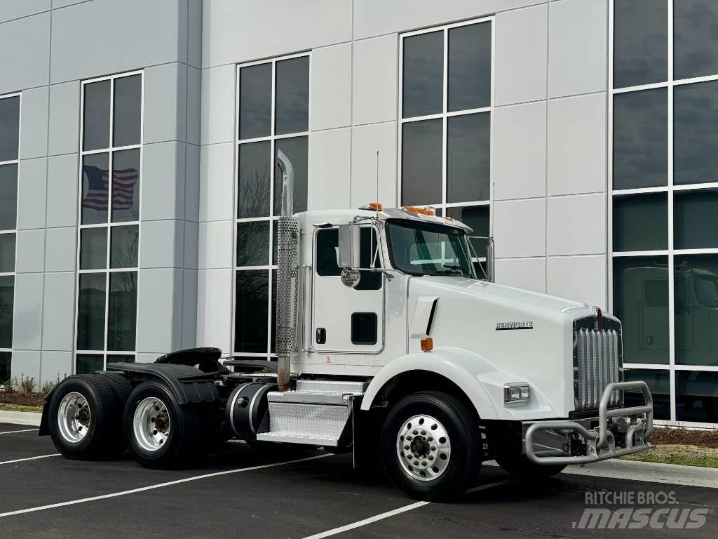 Kenworth T800 Тягачі