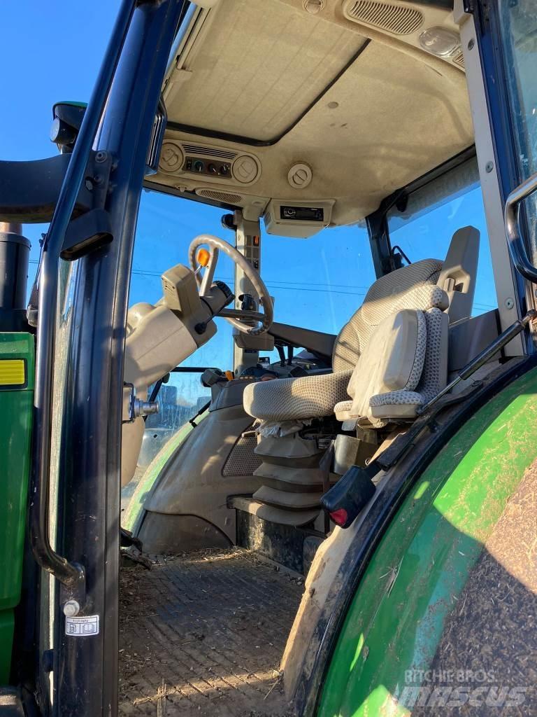 John Deere 5100R Трактори