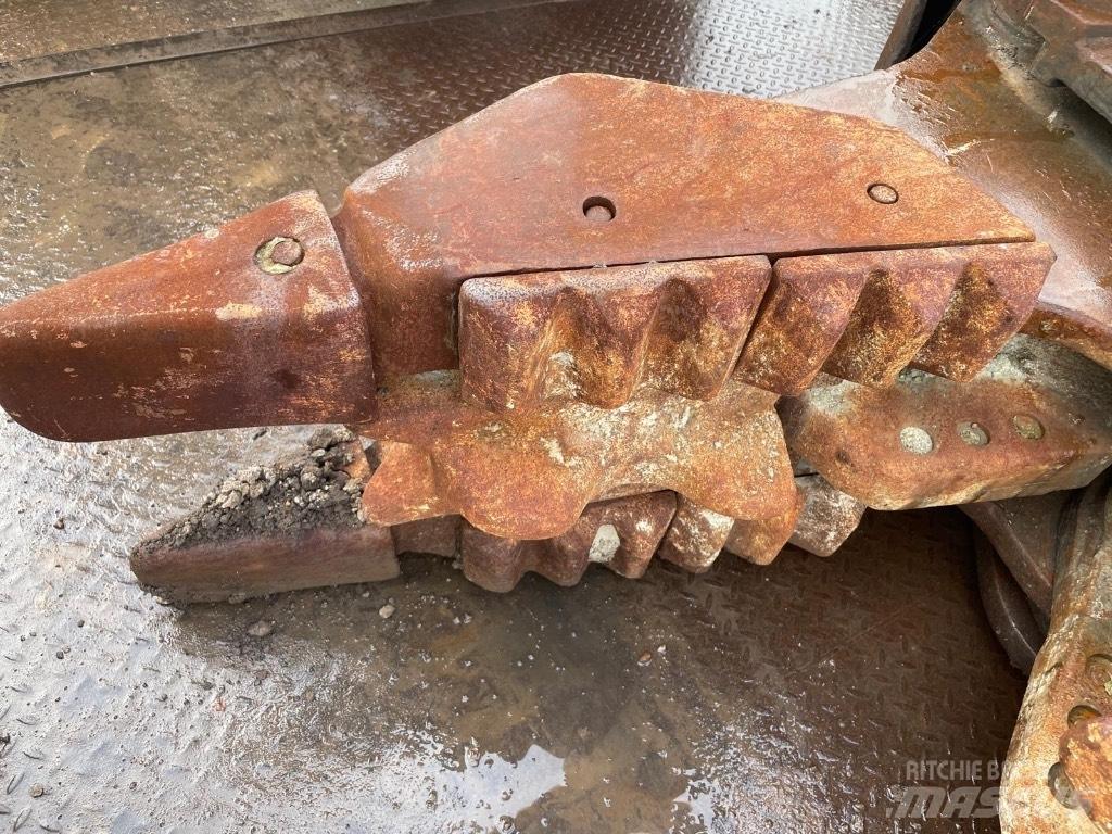 CAT MP324 Різаки