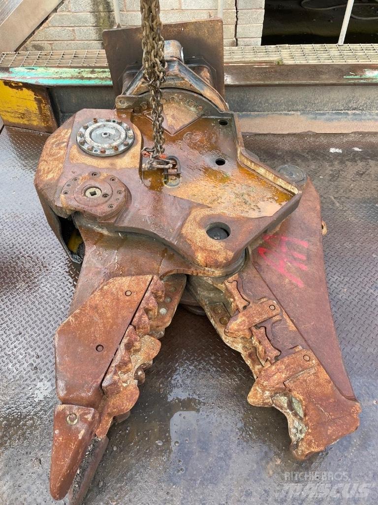 CAT MP324 Різаки