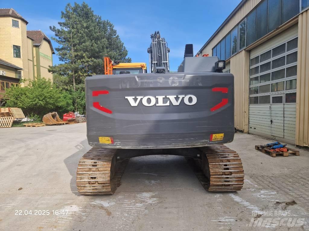 Volvo EC220EL Гусеничні екскаватори
