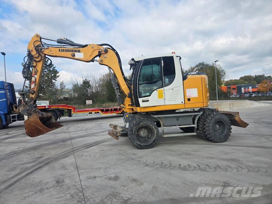 Liebherr 912 COMPACT Колісні екскаватори