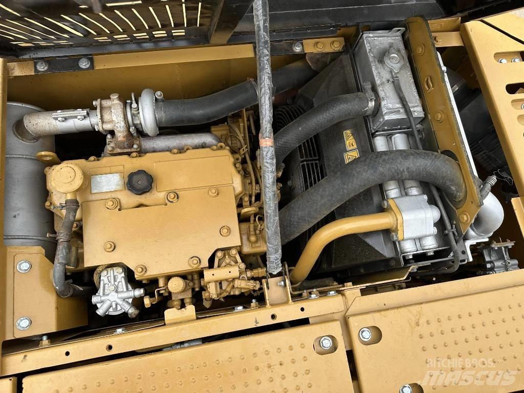 CAT 312D2GC Гусеничні екскаватори