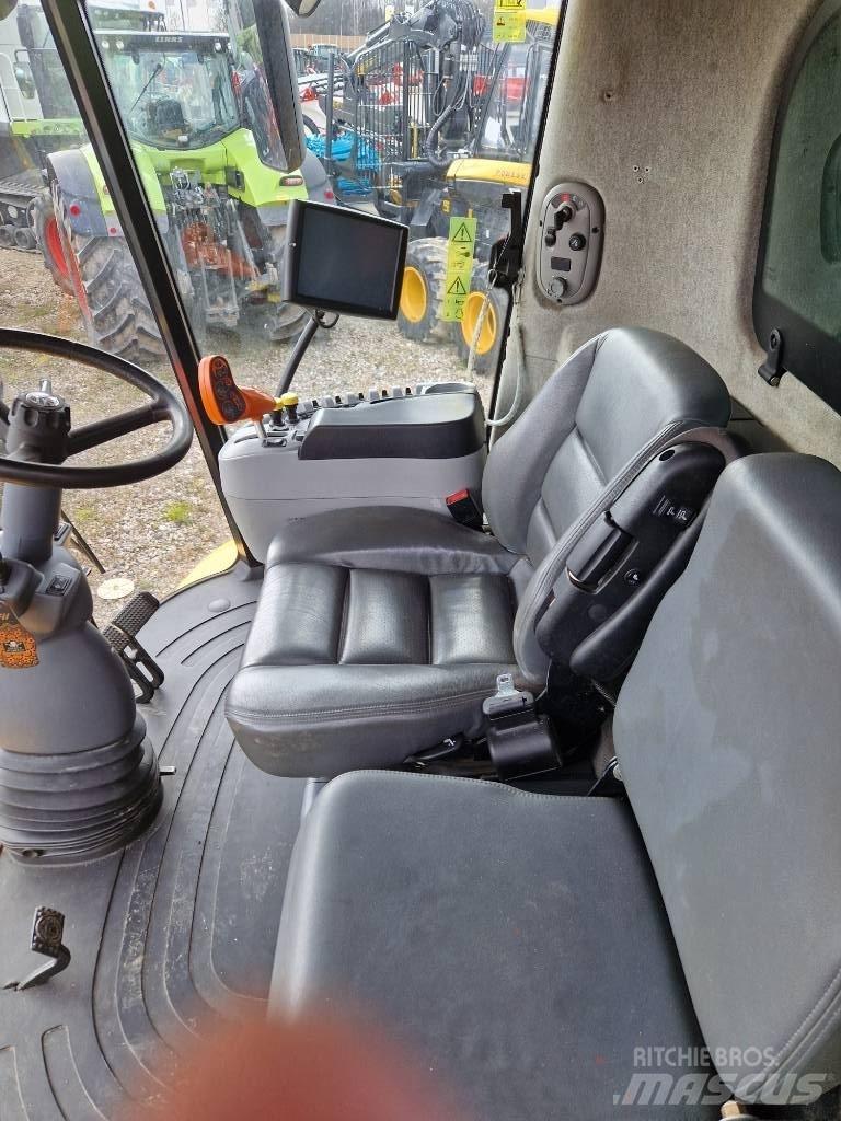 New Holland CX 8070 Зернозбиральні комбайни