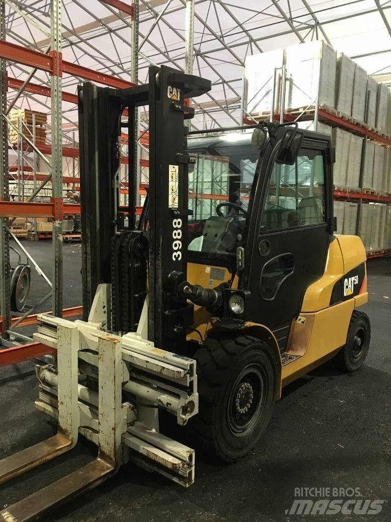 CAT DP 50 N Дизельні навантажувачі