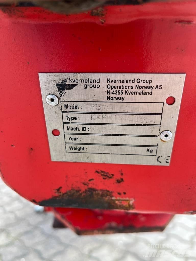 Kverneland PB100 Реверсивні плуги