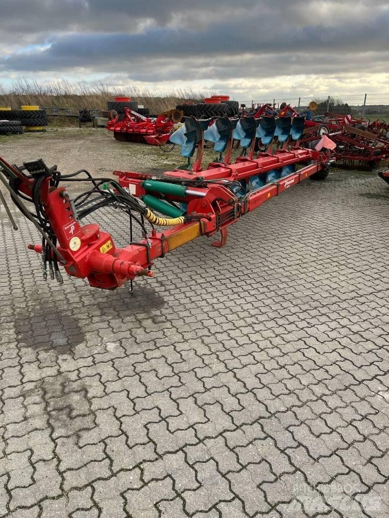 Kverneland PB100 Реверсивні плуги