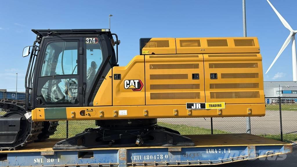 CAT 374 Гусеничні екскаватори