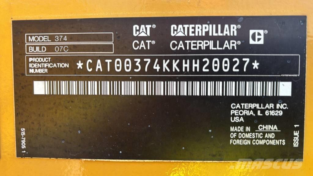 CAT 374 Гусеничні екскаватори