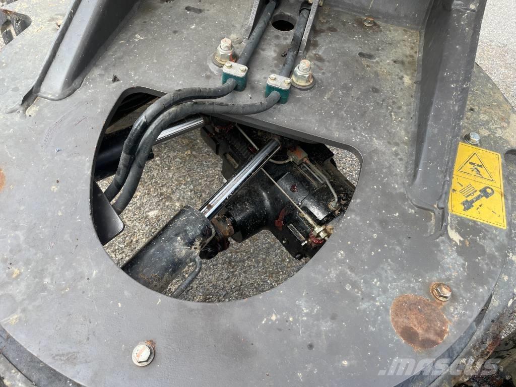 Mecalac TA 3 SH Зчленовані самоскиди