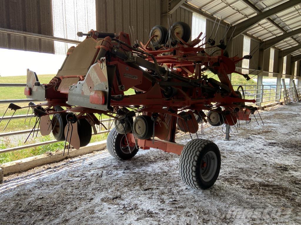 Kuhn GF 13012 T Граблі і сінозворушувачі