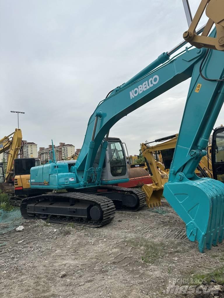Kobelco SK 200 Гусеничні екскаватори
