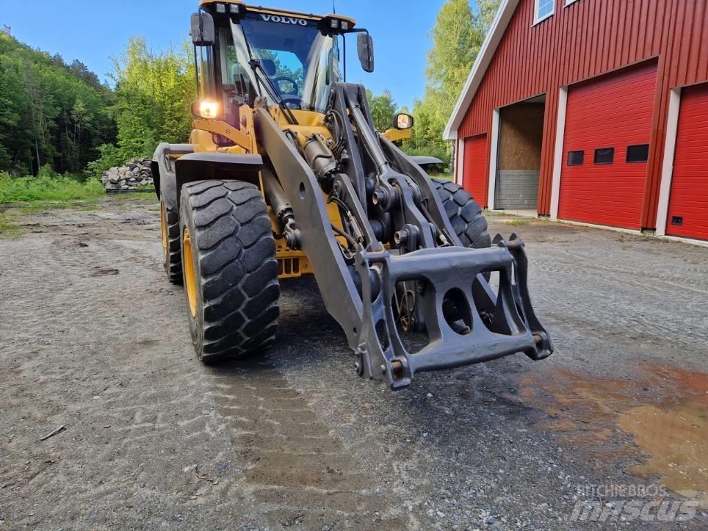 Volvo L 110 H Фронтальні навантажувачі