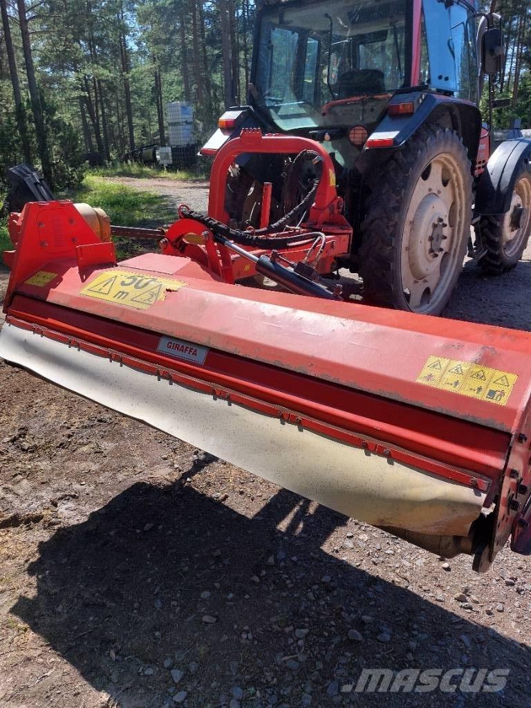 Maschio Giraffa 210 Газонні і лукові косилки