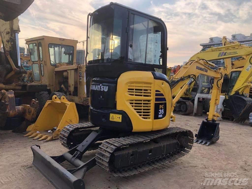 Komatsu PC35 Міні-екскаватори < 7т