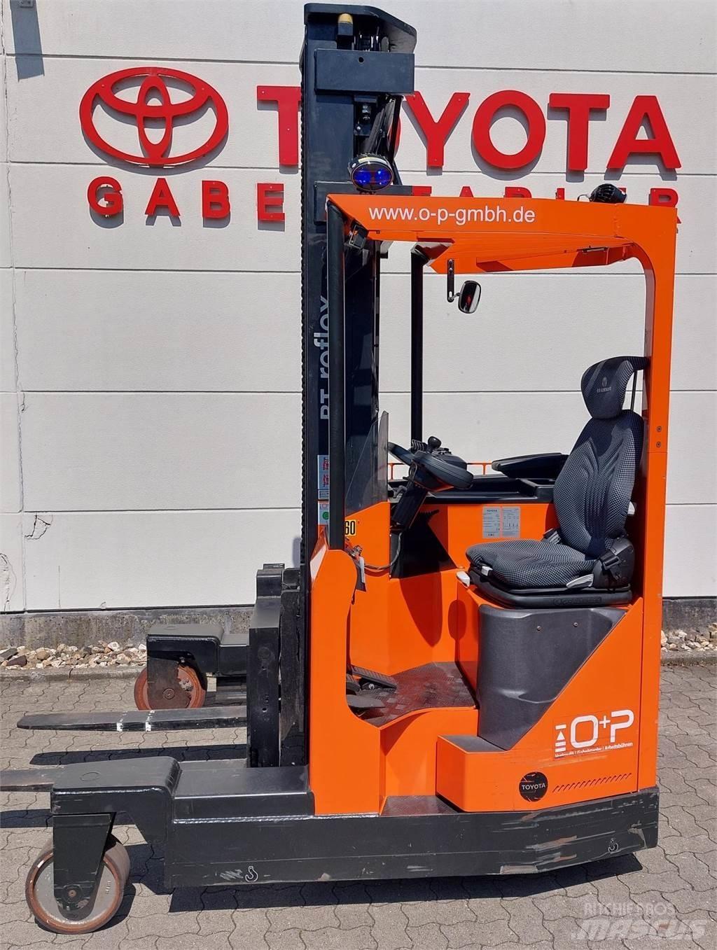 Toyota FRE270 Чотириходові річ-траки