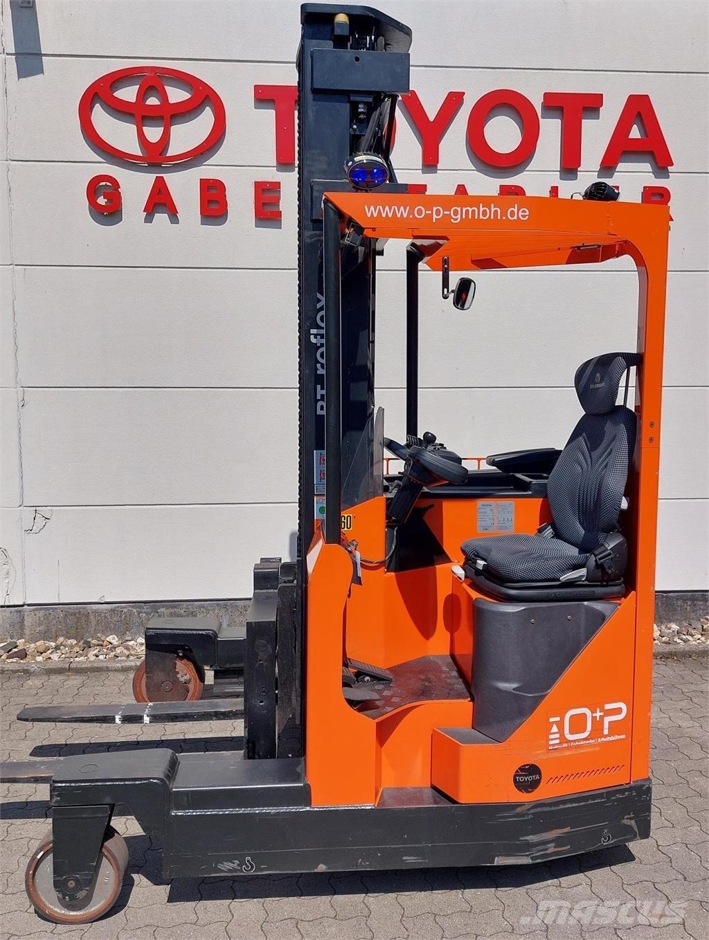Toyota FRE270 Чотириходові річ-траки