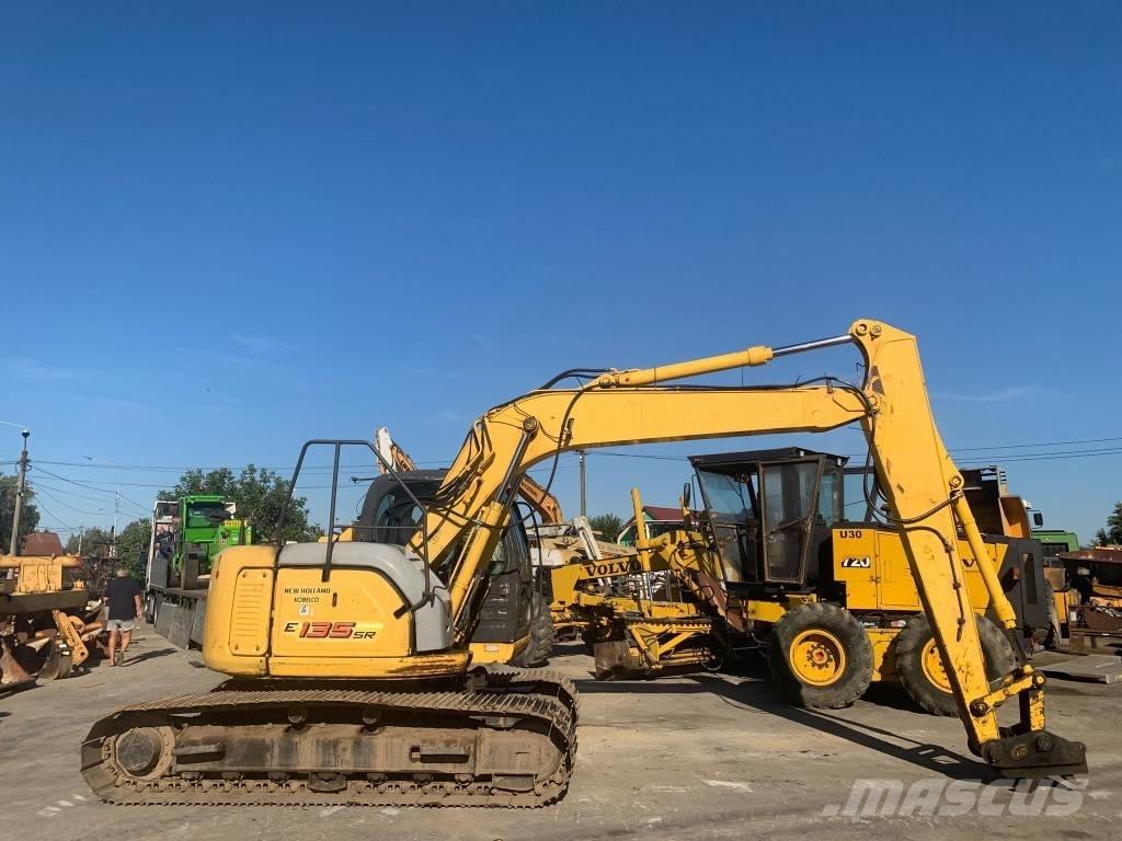 New Holland E 135 SR Гусеничні екскаватори