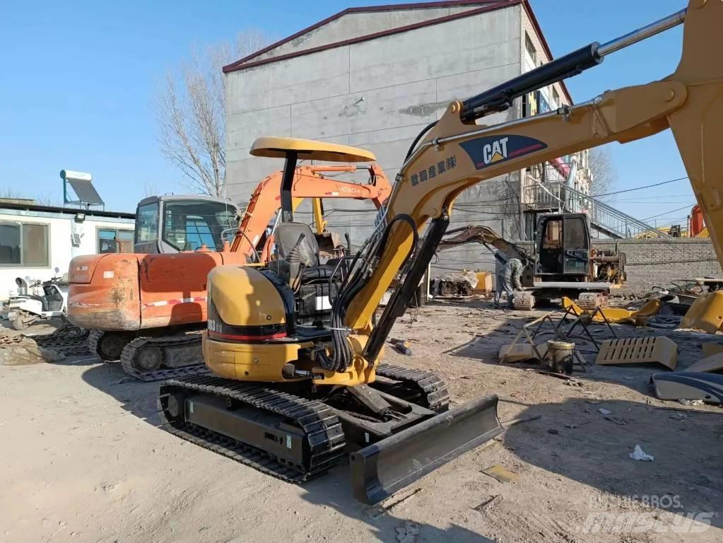 CAT 303 CR Міні-екскаватори < 7т