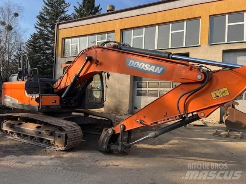 Doosan DX 225 LC-5 Гусеничні екскаватори