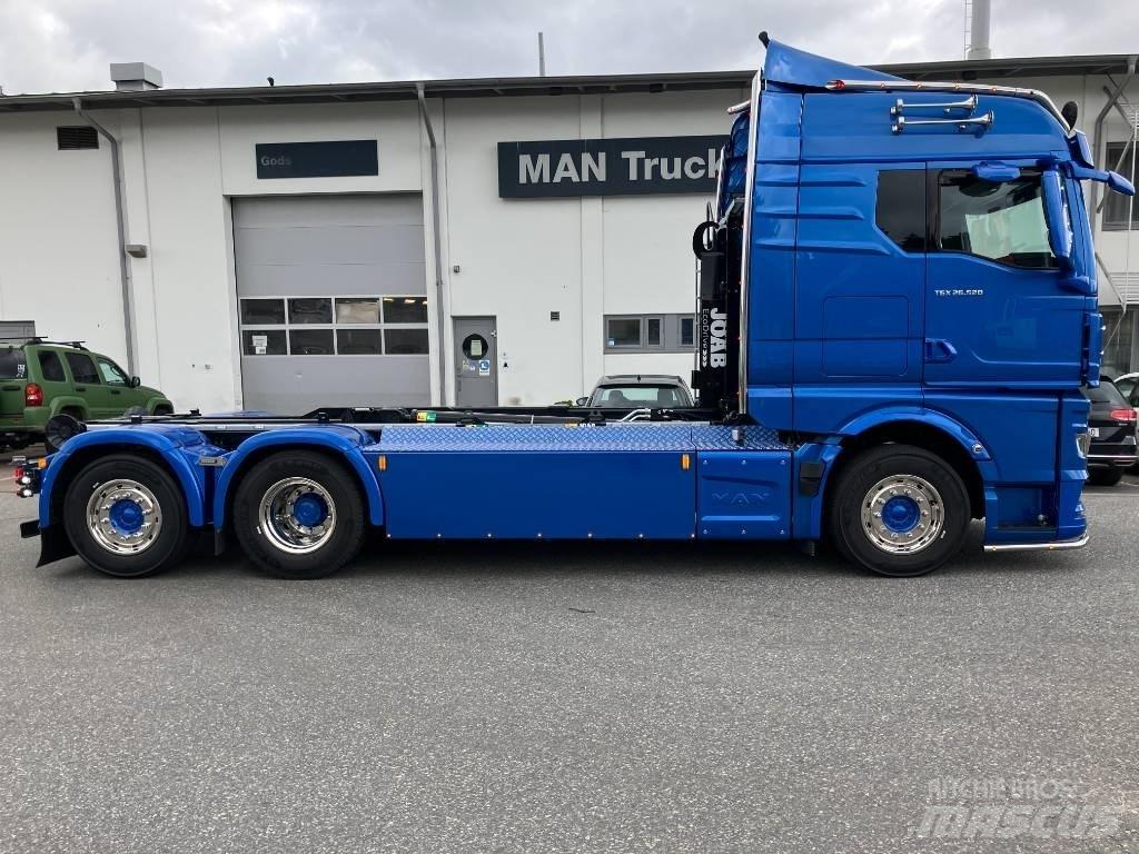 MAN TGX 26.510 Вантажівки з гаковим підйомом