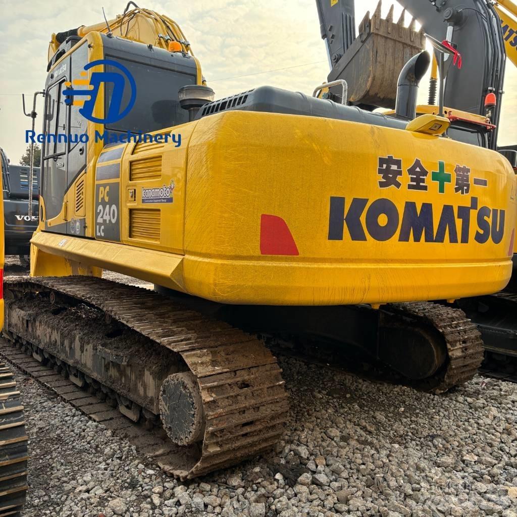 Komatsu PC 240 Гусеничні екскаватори