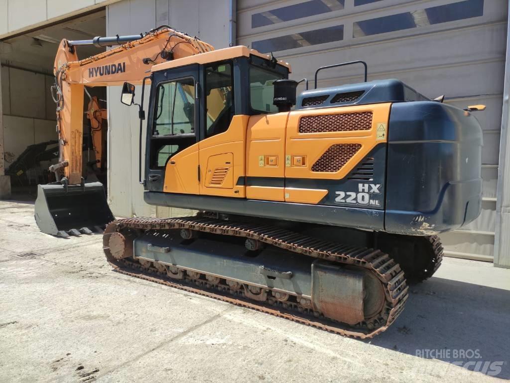 Hyundai HX 220 Гусеничні екскаватори