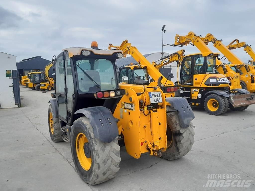 JCB 536-60 Телескопічні навантажувачі