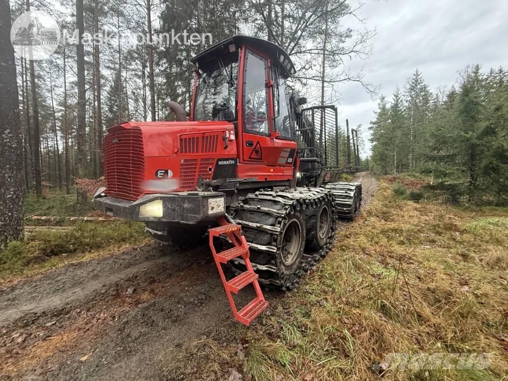 Komatsu 835 Форвардери