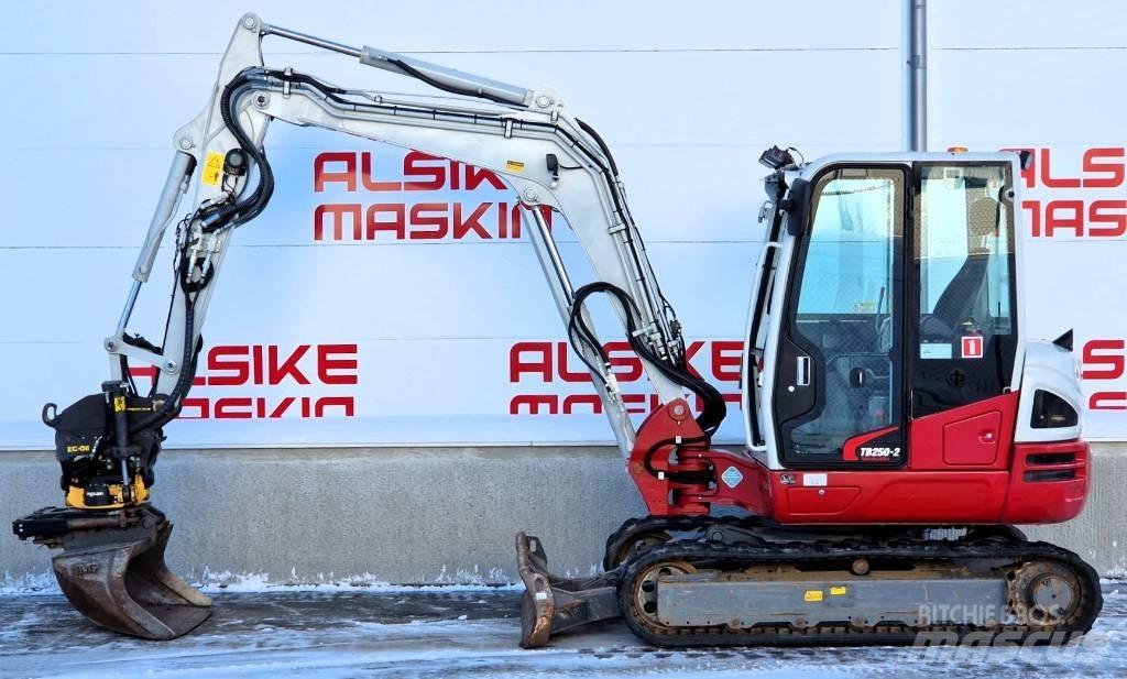 Takeuchi TB 250 Міні-екскаватори < 7т