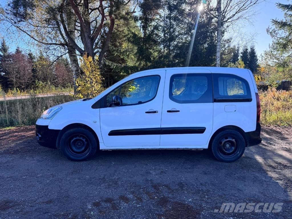 Citroën Berlingo Автомобілі