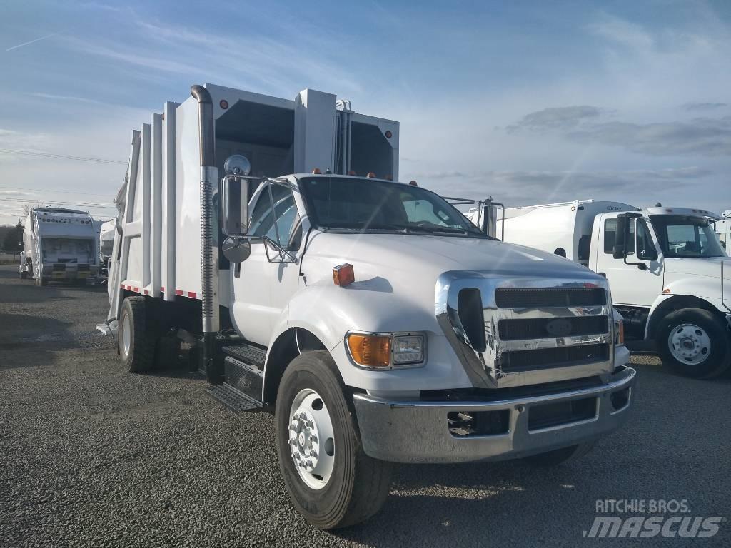 Ford F750 Сміттєвози