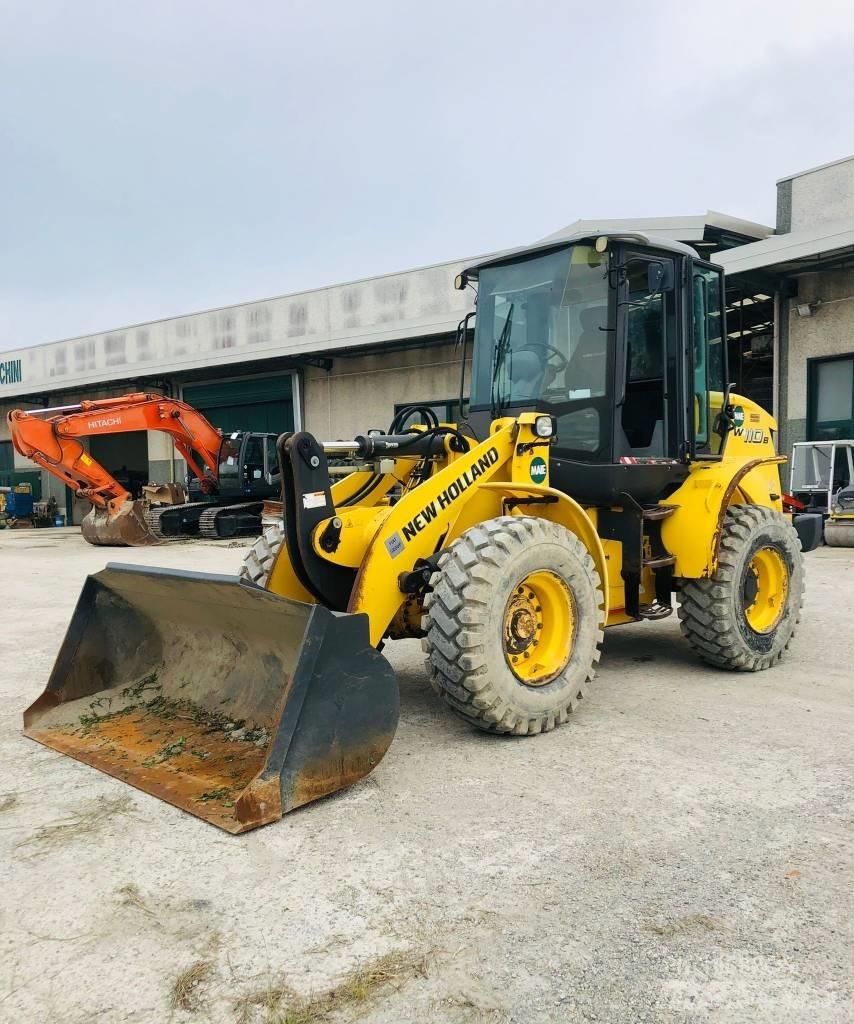 New Holland W 110 B Фронтальні навантажувачі