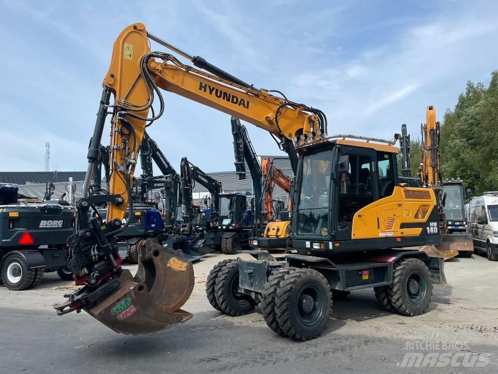 Hyundai HW140 Колісні екскаватори