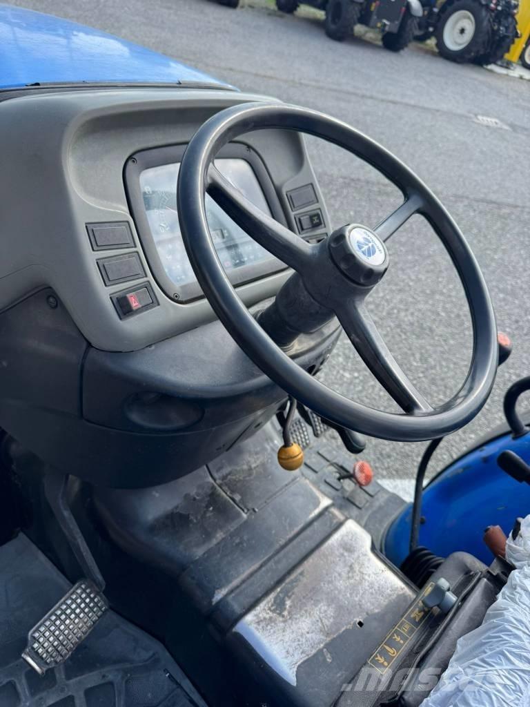 New Holland TN75 NA Трактори