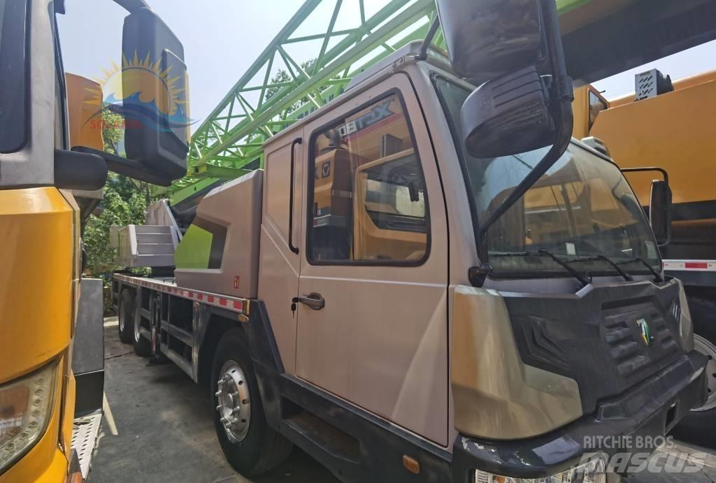 Zoomlion ztc 251v автокрани