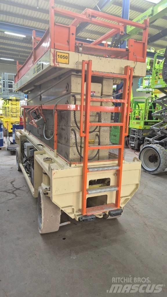 JLG 180-12 Підйомники-ножиці