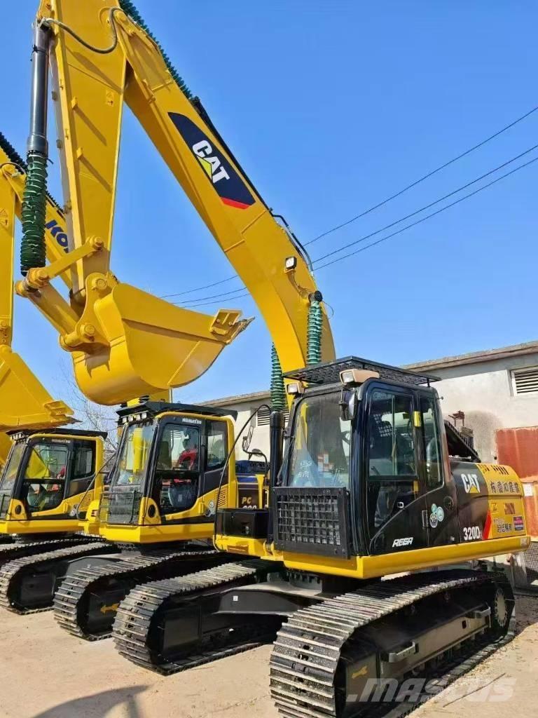 CAT 320 D Гусеничні екскаватори