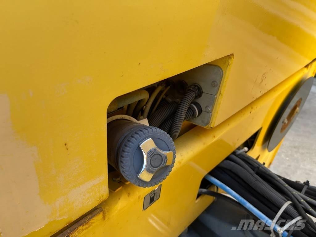 Bomag BW 151 AD-2 Котки тротуарні