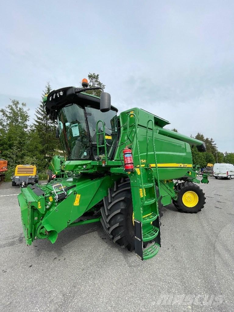 John Deere W540 Зернозбиральні комбайни