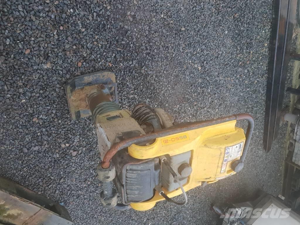 Wacker BS50-2i Трамбувальники