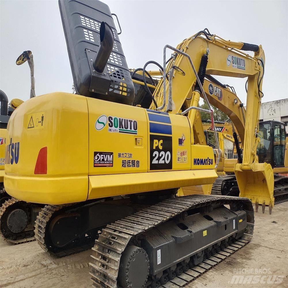 Komatsu PC 220 Гусеничні екскаватори