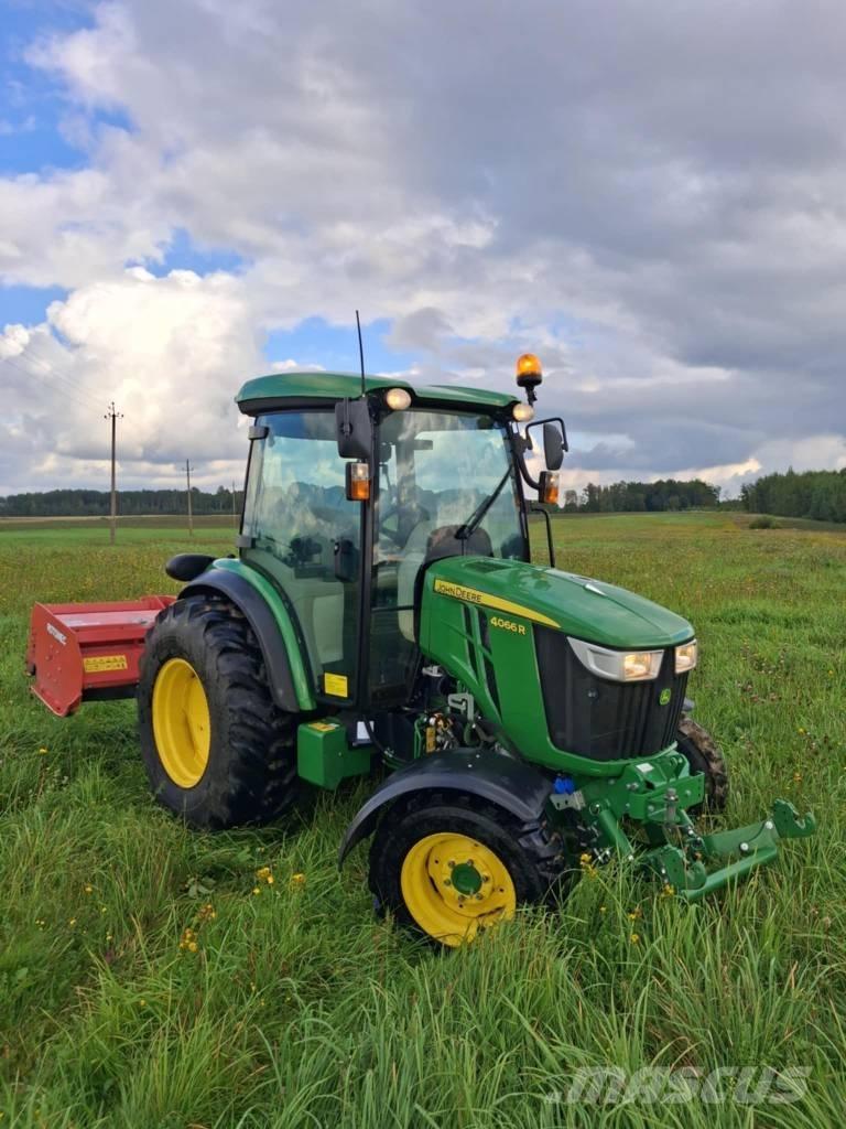 John Deere 4066 R Трактори