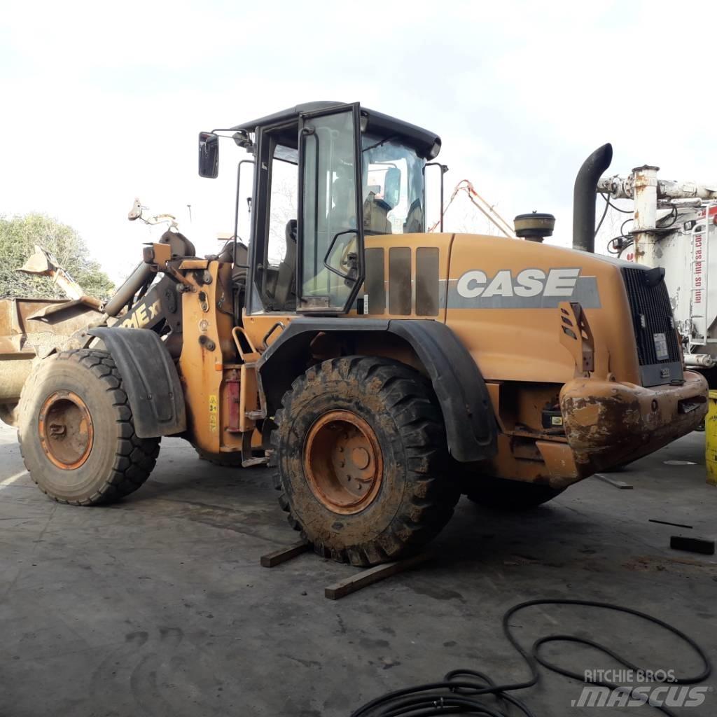 CASE 721 E XT Фронтальні навантажувачі
