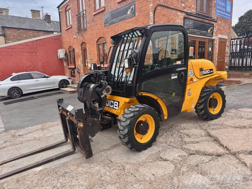 JCB 520-40 Телескопічні навантажувачі