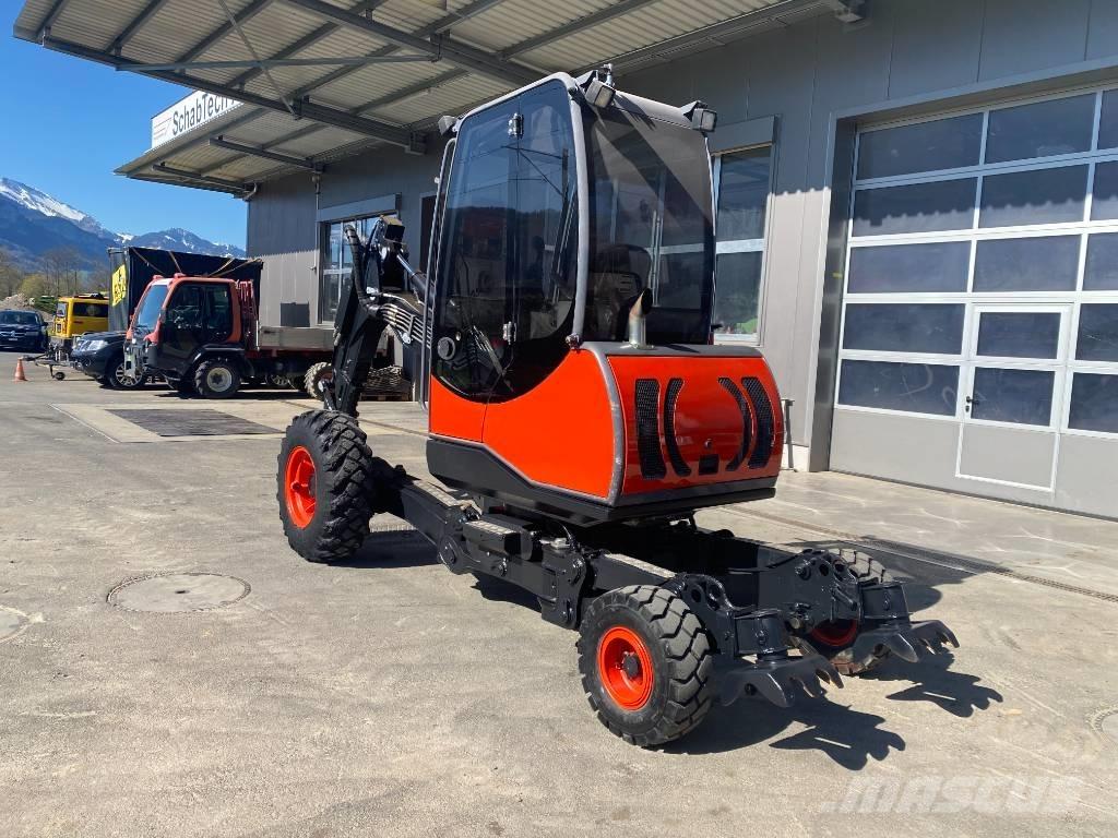 Menzi Muck P40 Mobil Гусеничні екскаватори