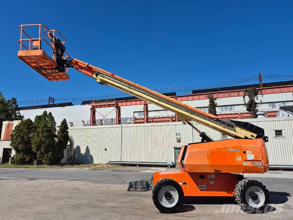 JLG 600 S Телескопічні підйомники