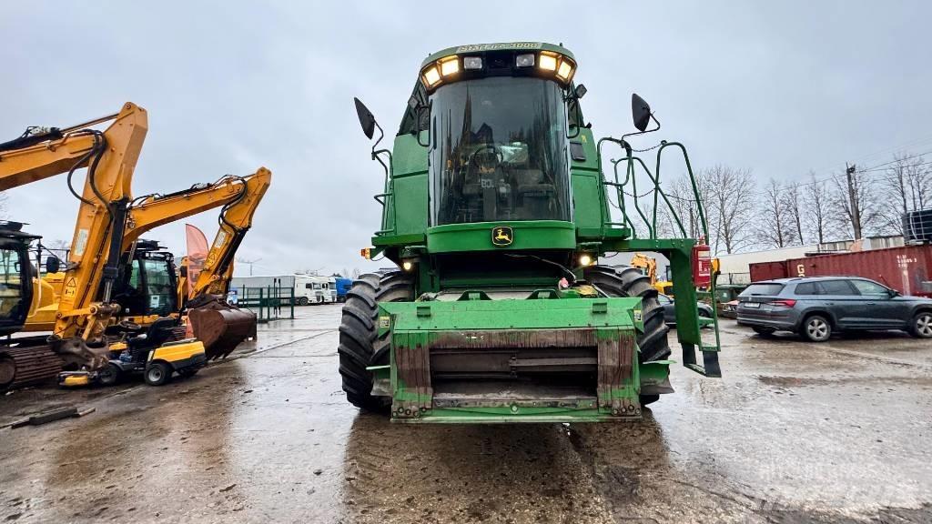 John Deere 9880 STS Зернозбиральні комбайни