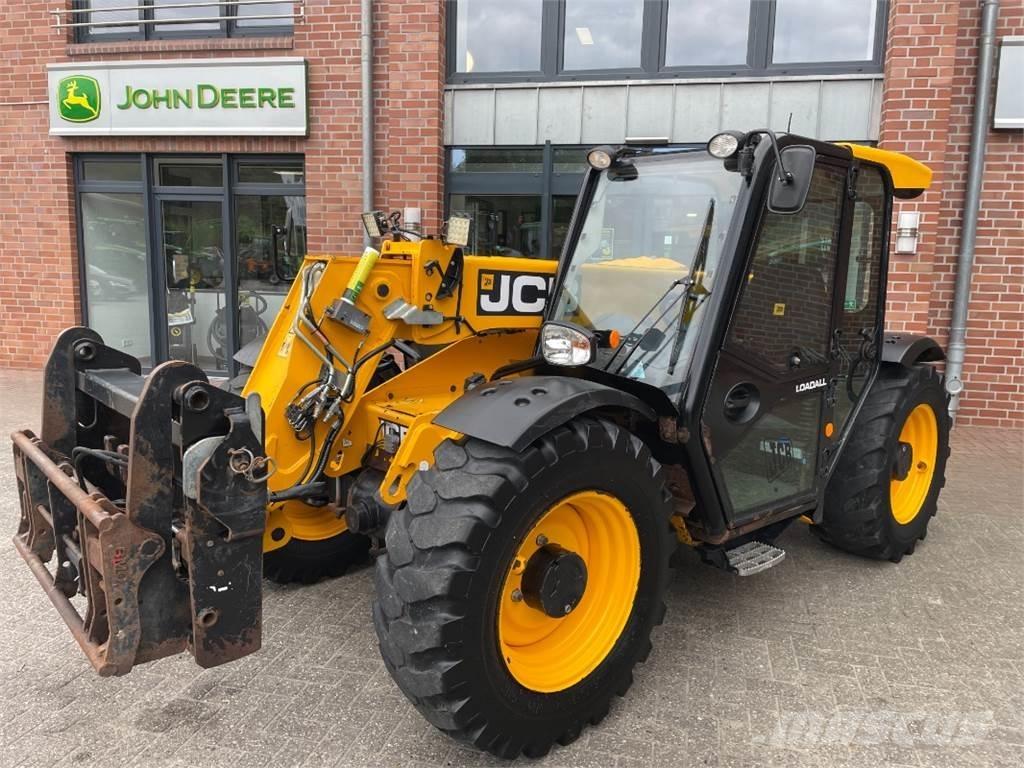 JCB 527-58 Agri Телескопічні навантажувачі